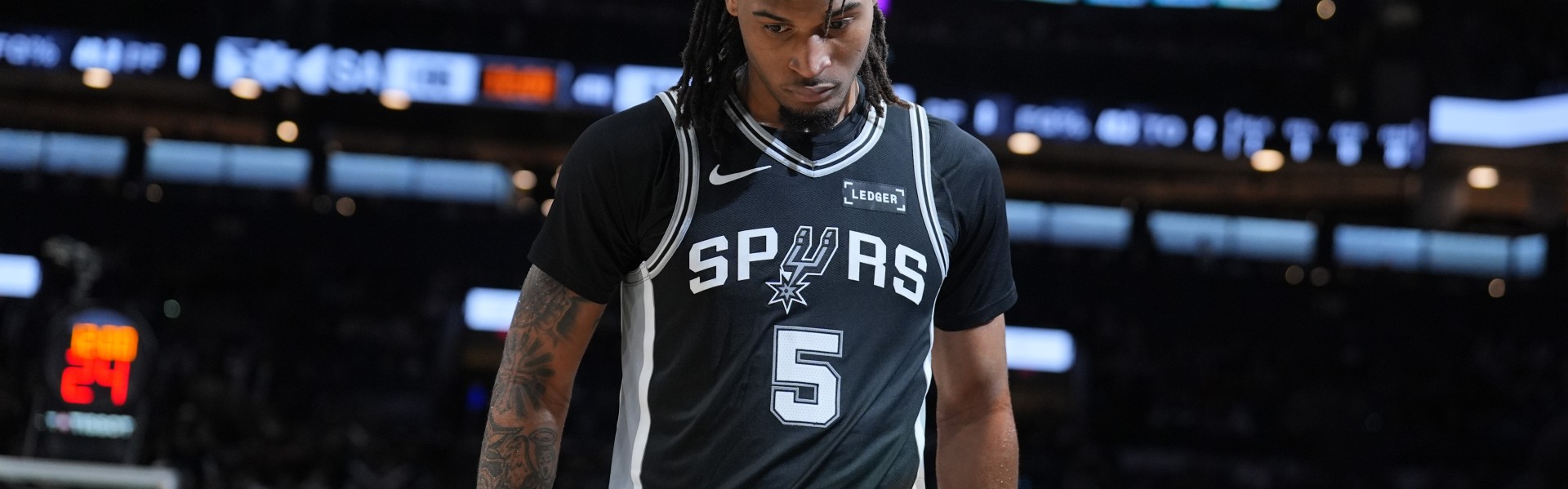 球速体育链接-Lowe：我太喜欢卡斯尔了 若我有球队我愿意出6个首轮签换他